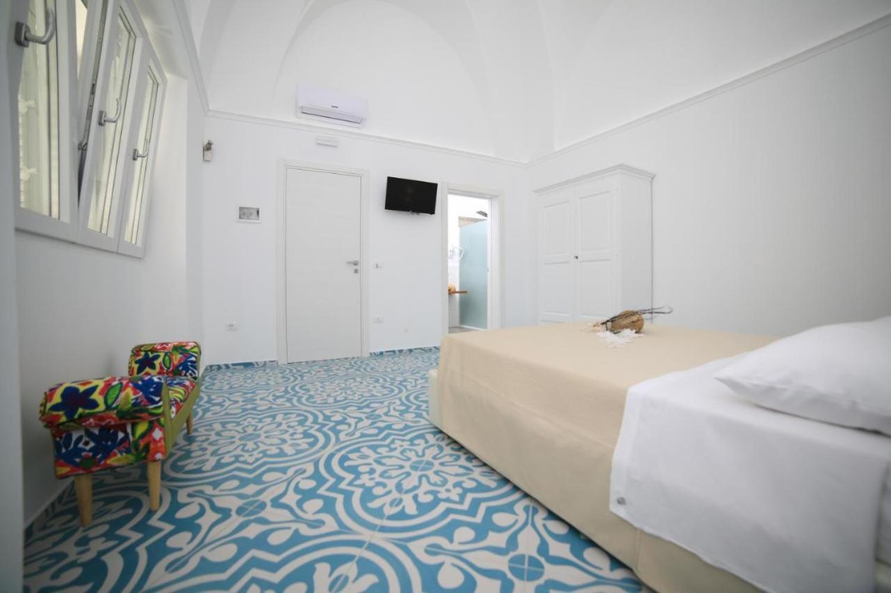 White Aurora Rooms Porto Cesareo Luaran gambar