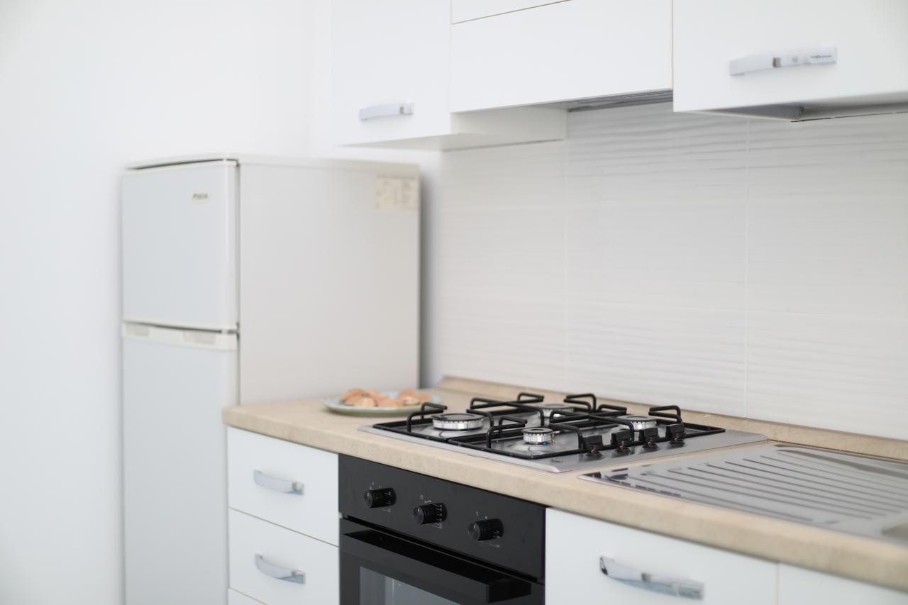 White Aurora Rooms Porto Cesareo Luaran gambar