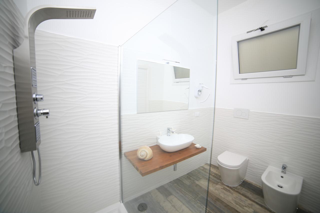 White Aurora Rooms Porto Cesareo Luaran gambar