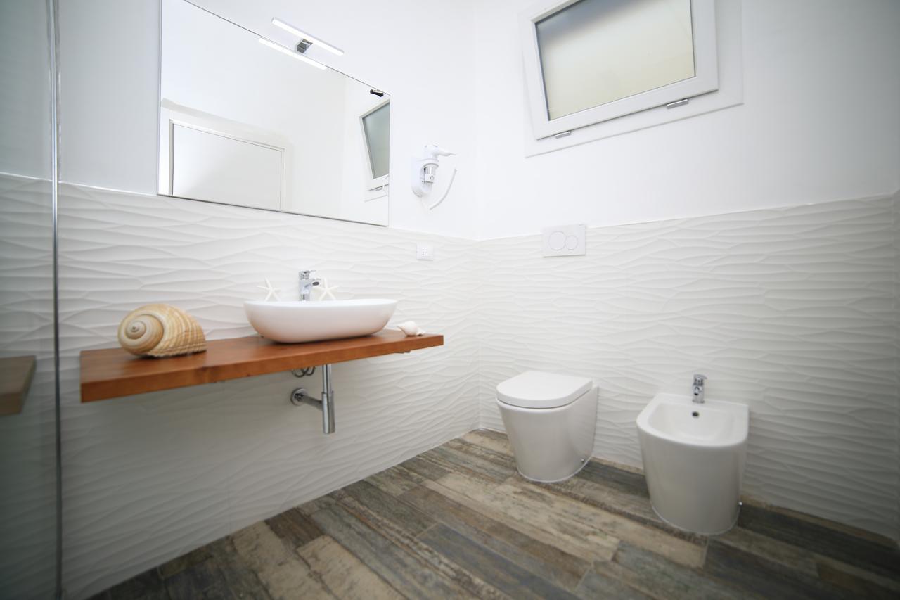 White Aurora Rooms Porto Cesareo Luaran gambar